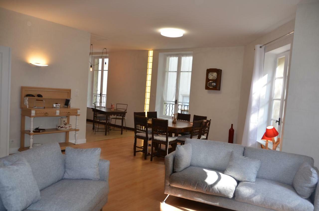 Face Au Palais Des Papes Appartement *