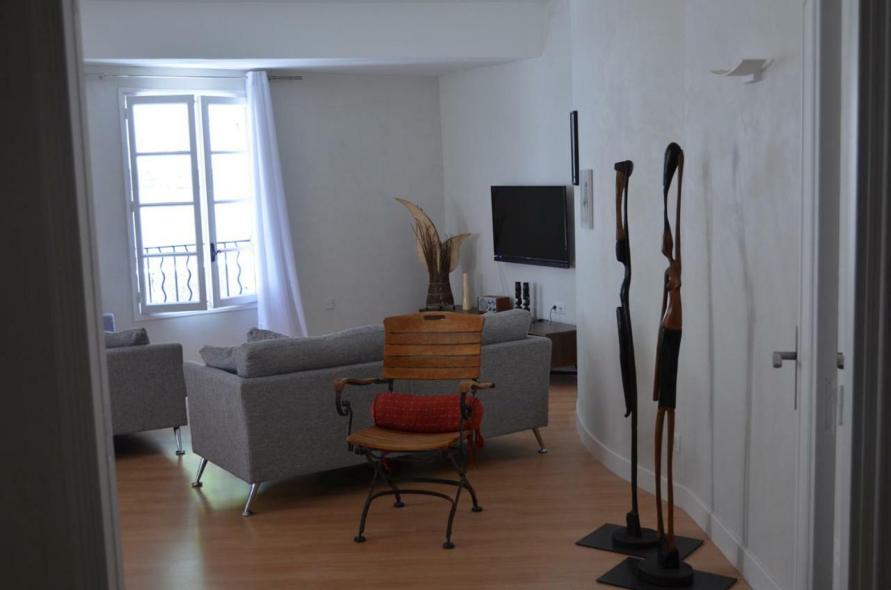 Appartement Face Au Palais Des Papes *